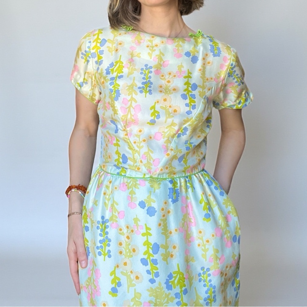 Vintage 60s 70s Pastel Floral Midi Dress Colony Classics Silk Garden Party Small